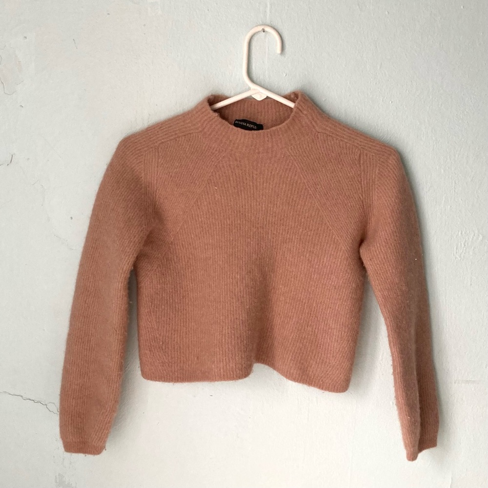 Banana Republic Cropped Sweatshirt